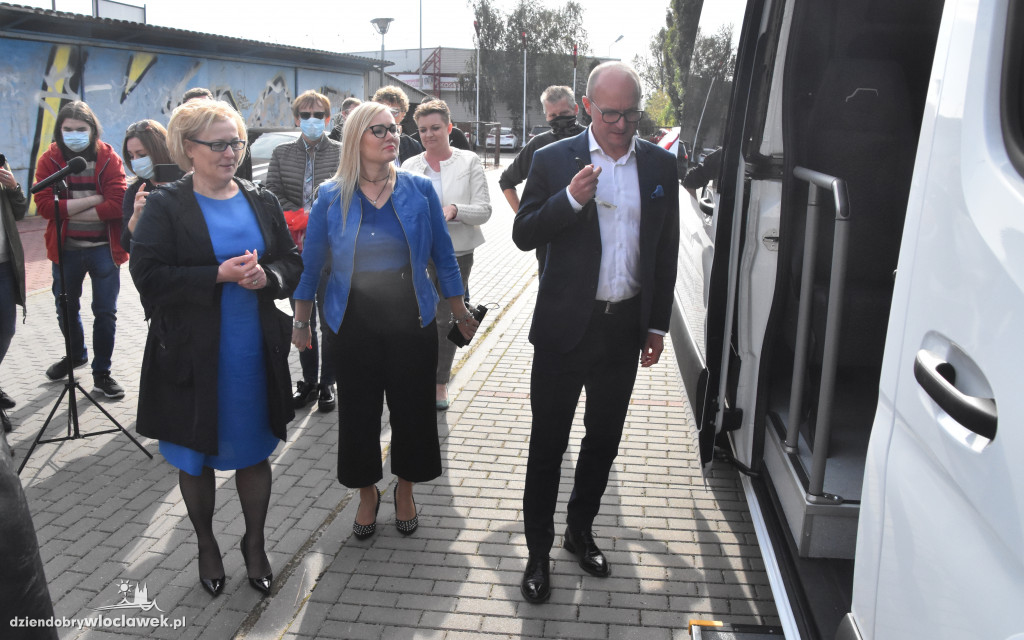 Nowy autobus dla Zespołu Szkół nr 3