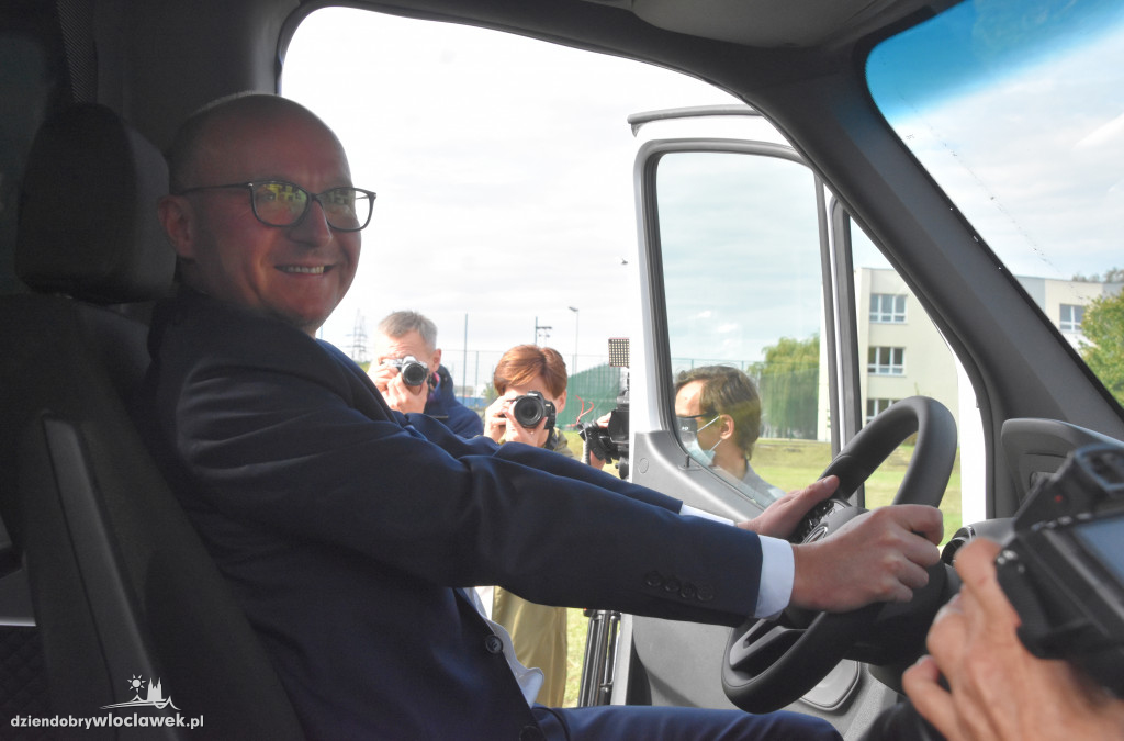 Nowy autobus dla Zespołu Szkół nr 3