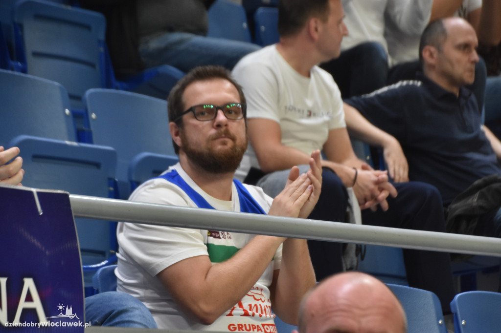 Kibice na meczu z Legią Warszawa