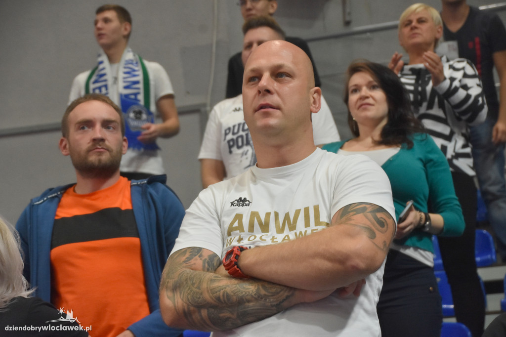 Kibice na meczu z Legią Warszawa