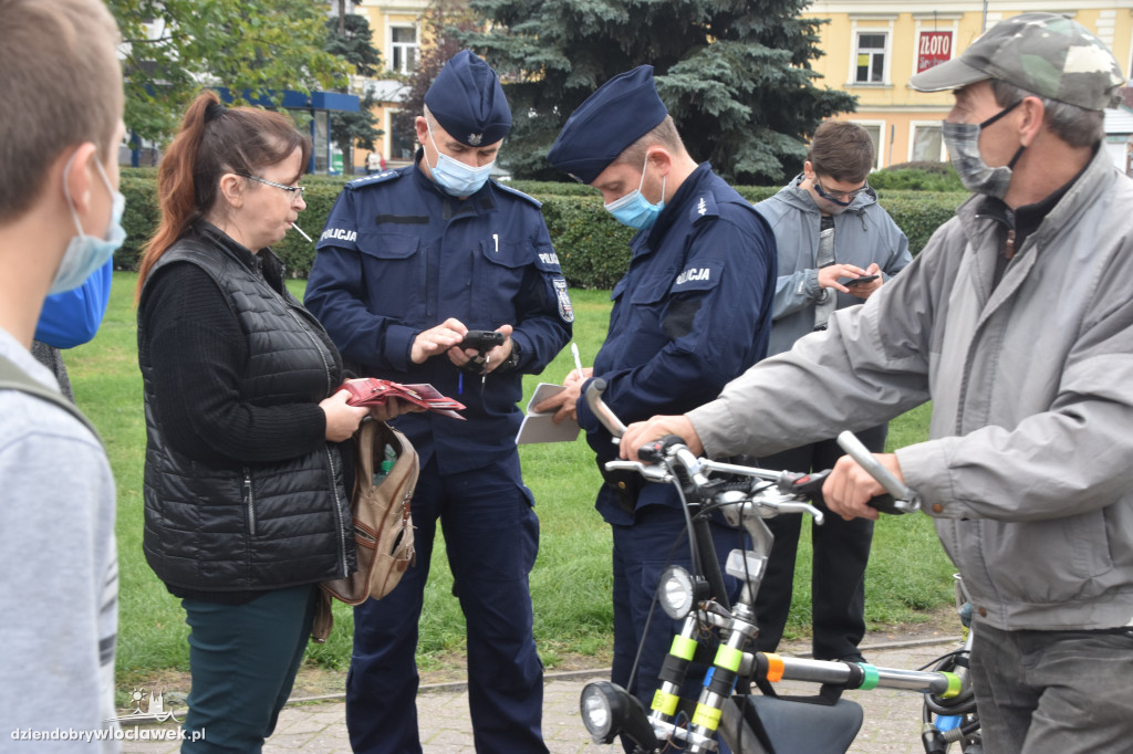 Antycovidowcy protestowali na pl. Wolności