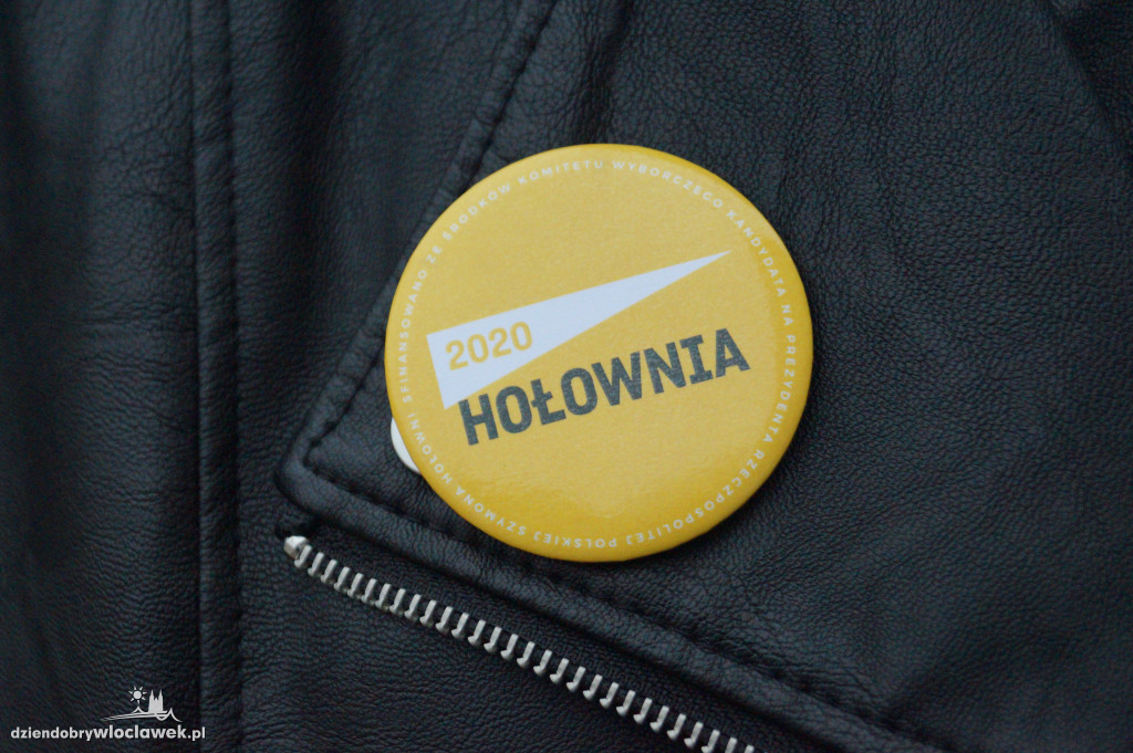 Akcja `Podziel się maseczką`