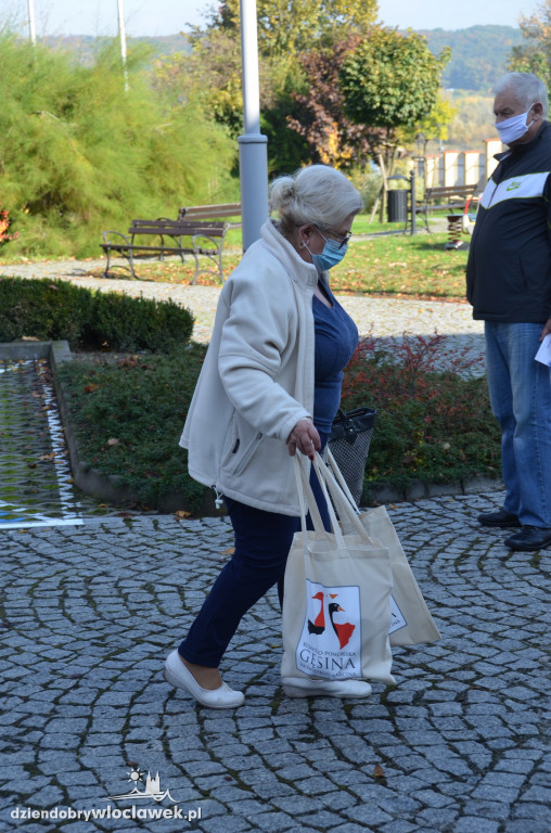 Włocławianie odebrali darmowe gęsie tuszki