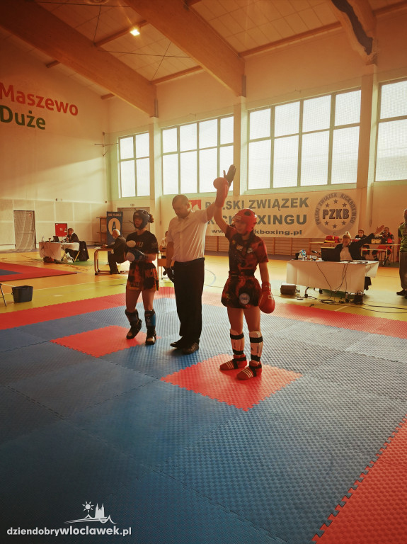 Zawodnicy AMSW z kolejnymi medalami