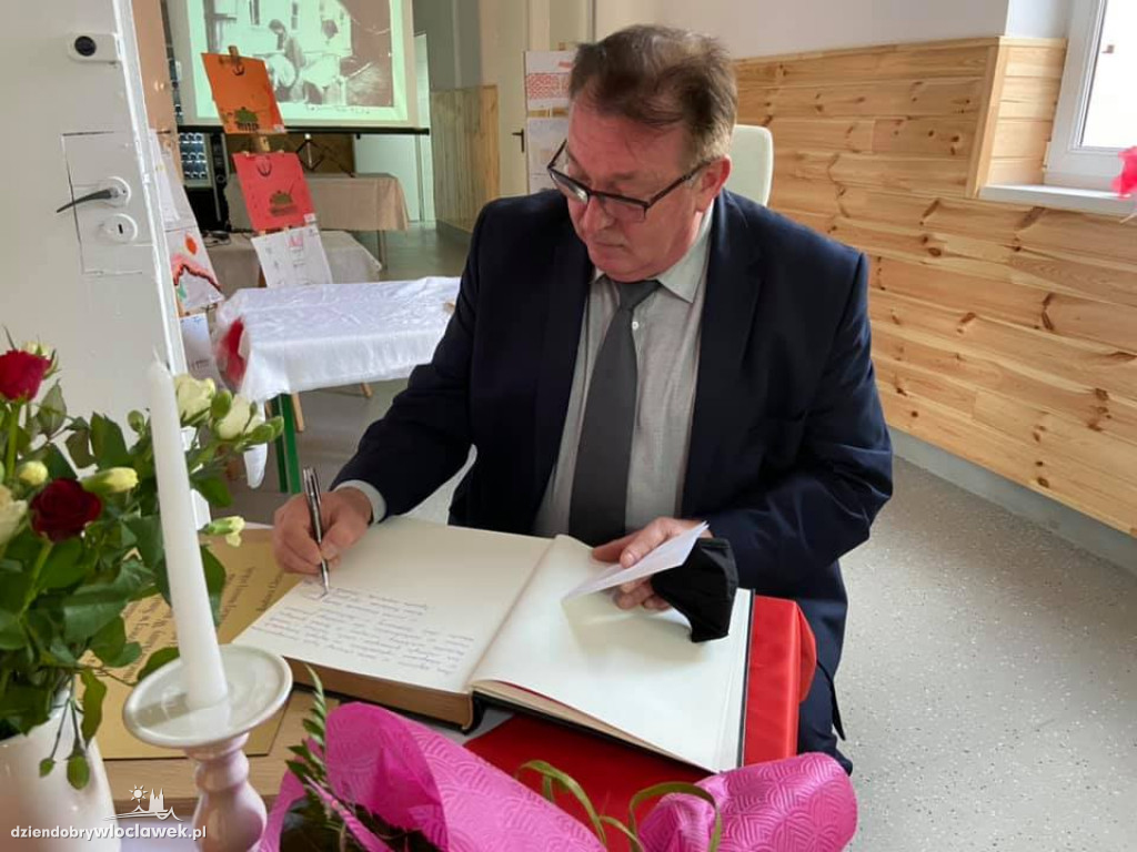Szkoła Podstawowa z patronem