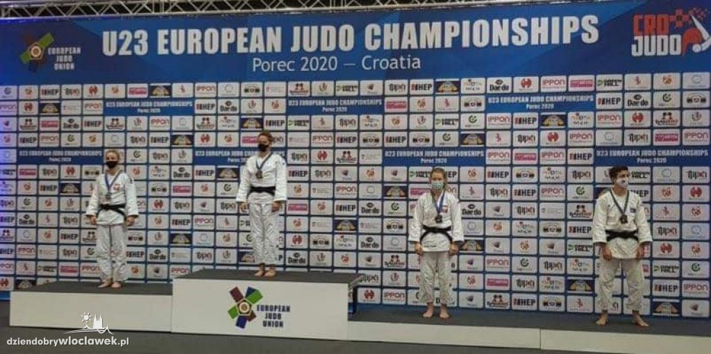 Angelika Szymańska ze srebrnym medalem