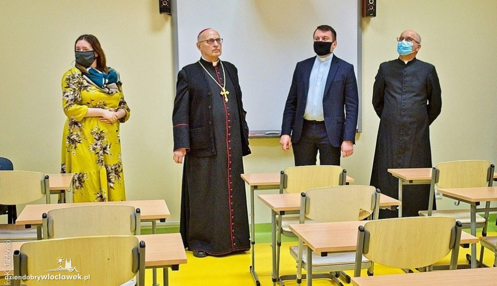 Nowe sale i sprzęt w 