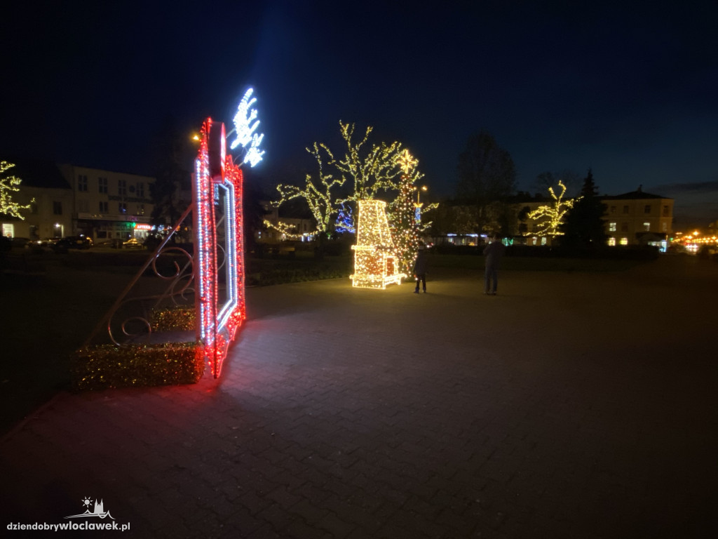 Pojawiły się świąteczne iluminacje