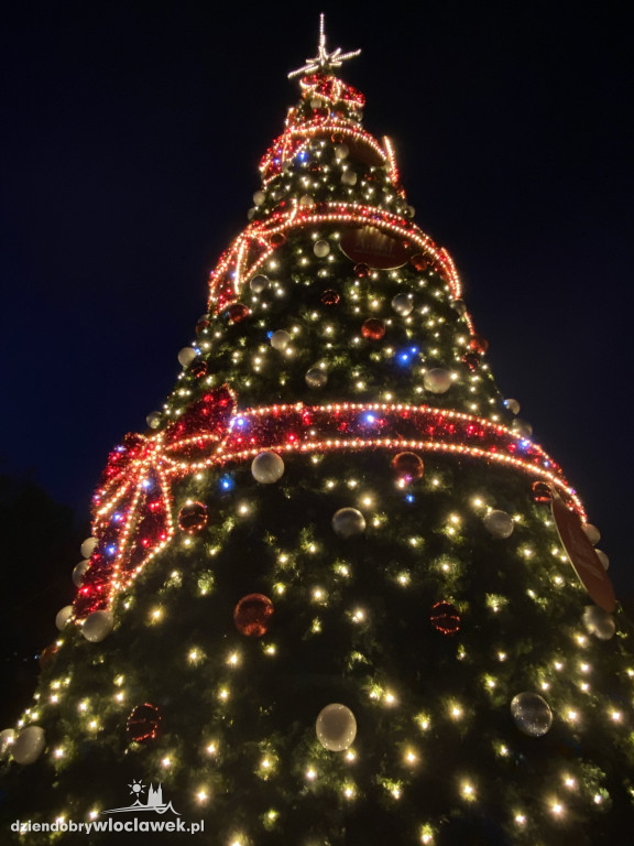 Pojawiły się świąteczne iluminacje