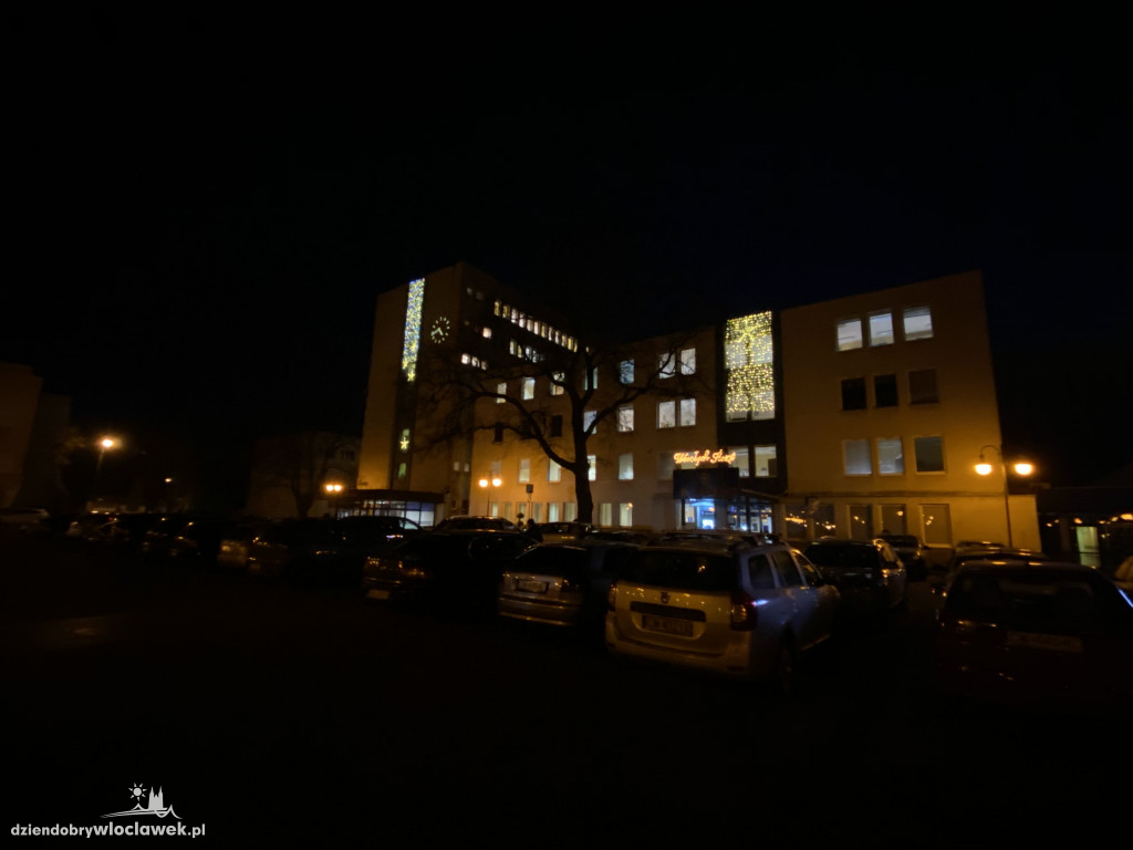Pojawiły się świąteczne iluminacje