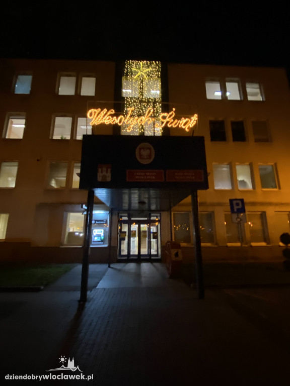 Pojawiły się świąteczne iluminacje
