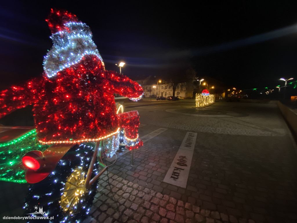 Pojawiły się świąteczne iluminacje