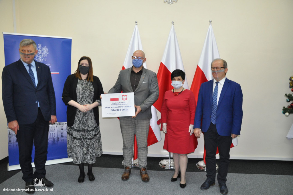 Duże pieniądze dla gmin i powiatów