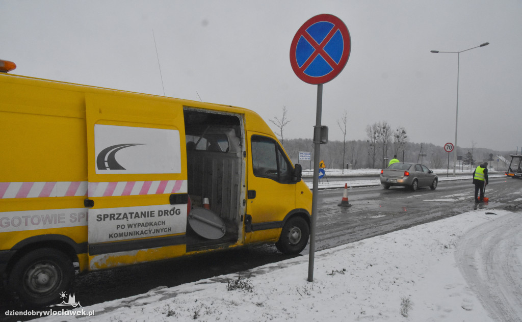 Zderzenie osobówki i ciężarówki na DK91