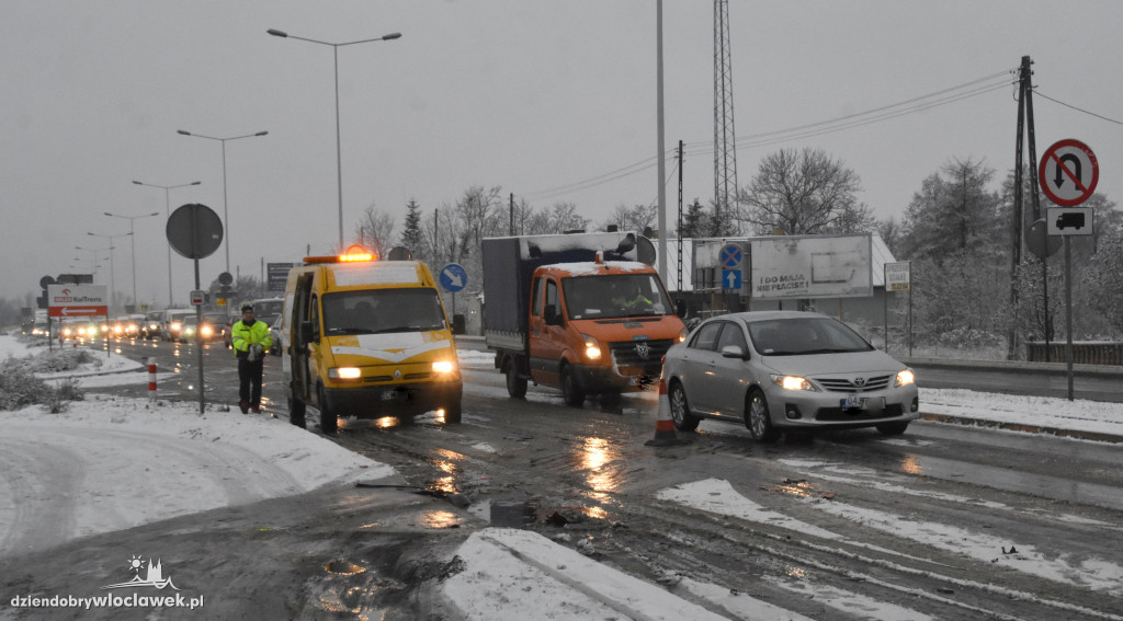 Zderzenie osobówki i ciężarówki na DK91