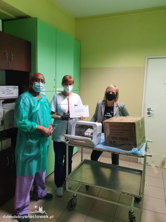 Fundacją Orange z darami dla włocławskiego szpitala