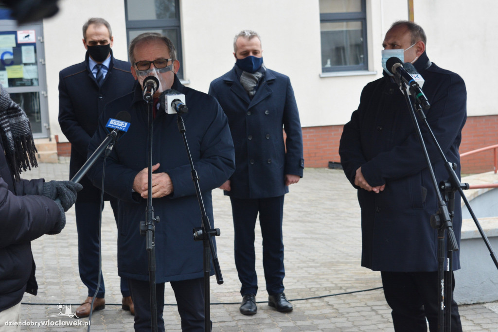 Szpital w Aleksandrowie Kuj. z rozbudowaną instalacją tlenową