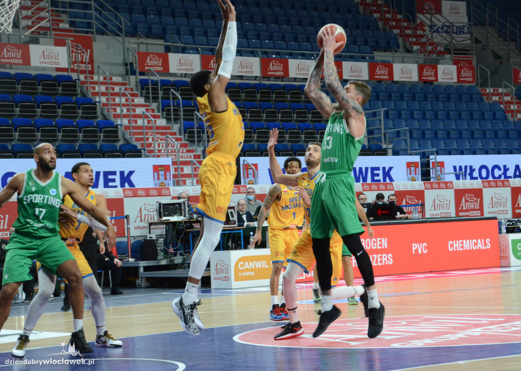 Bańka FIBA: Agred BM Slam Stal - Sporting
