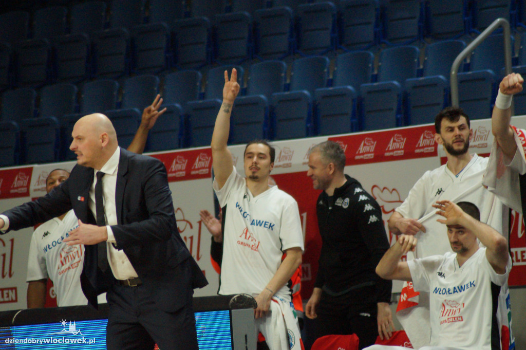 Bańka FIBA: Anwil vs Fryburg Olimpic