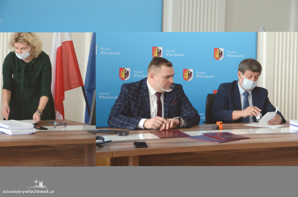 Umowy na przebudowę dróg powiatowych podpisane!