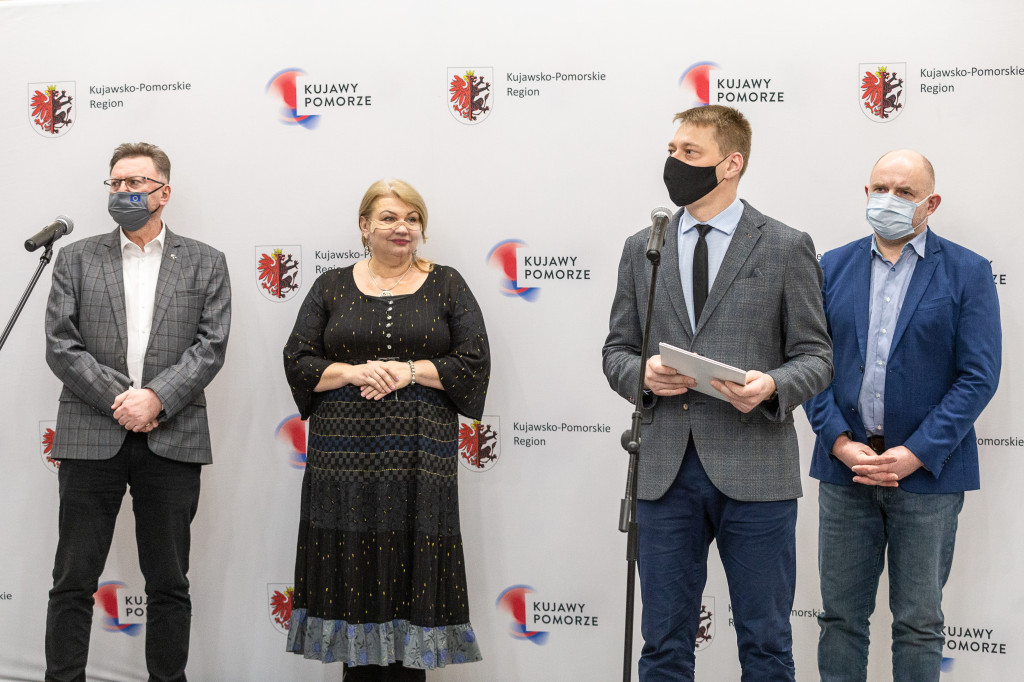 Bezdomni dostaną kurtko-śpiwory