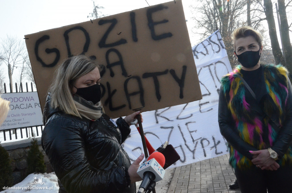 Byli pracownicy protestują i walczą o wypłaty