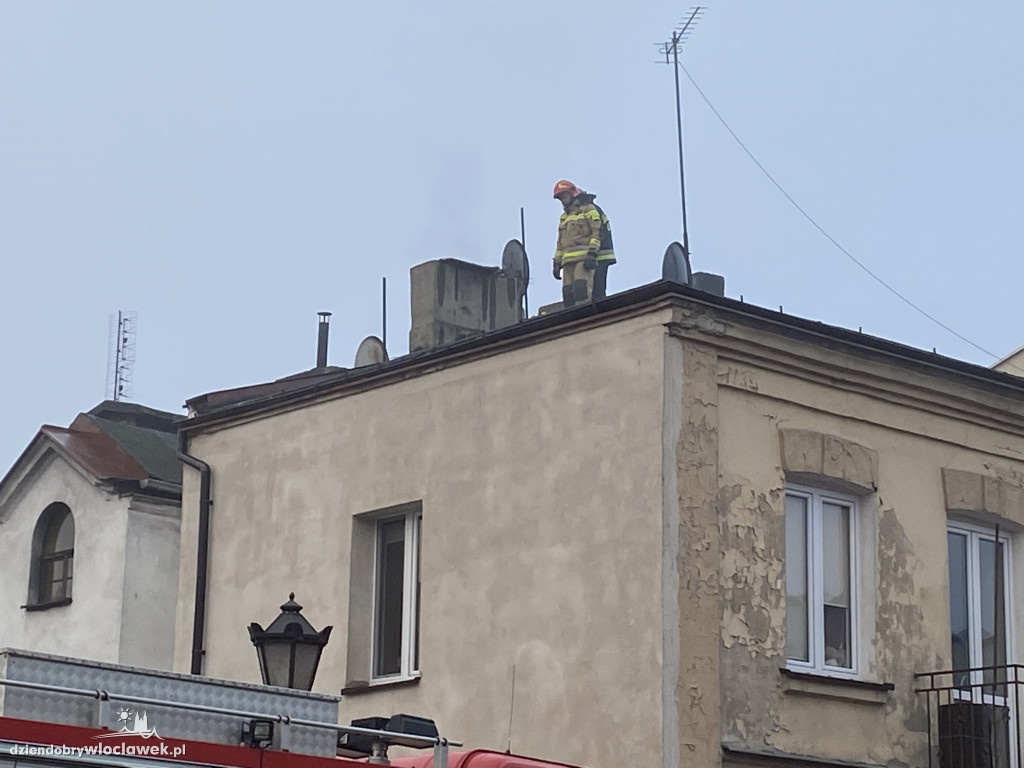 Poranna interwencja strażaków w Śródmieściu
