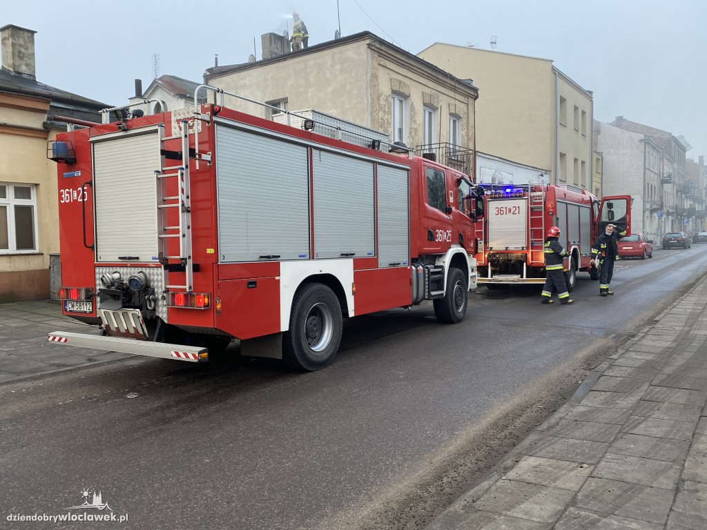 Poranna interwencja strażaków w Śródmieściu