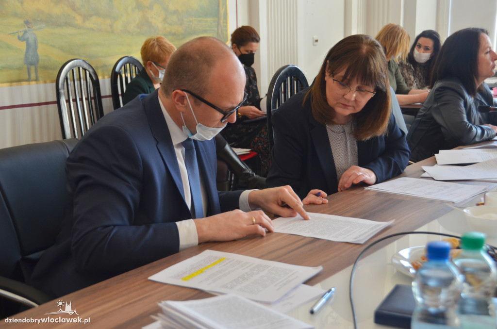 XXVII Sesja Rady Powiatu we Włocławku