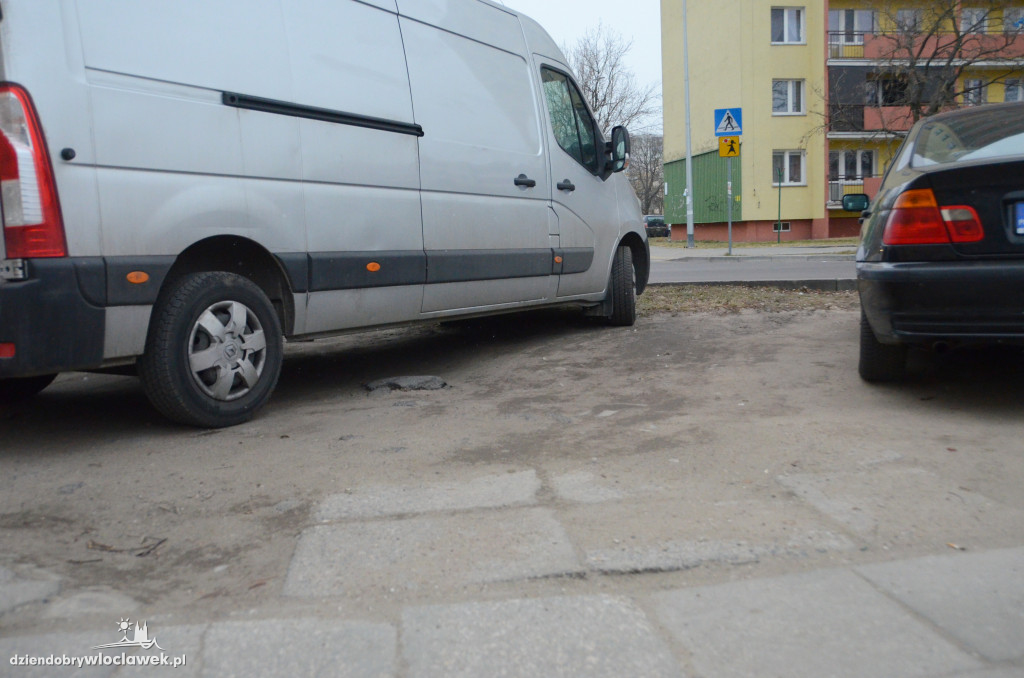 Dziki parking przy ul. Łanowej do likwidacji?