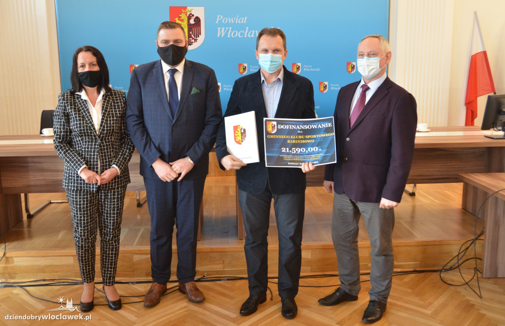 Starosta rozdał dofinansowania dla klubów