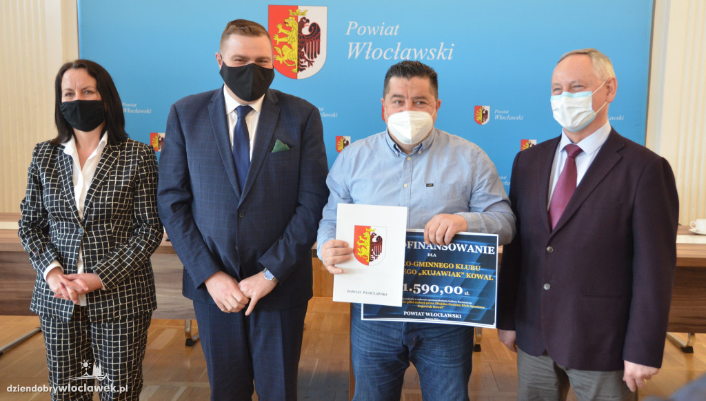 Starosta rozdał dofinansowania dla klubów