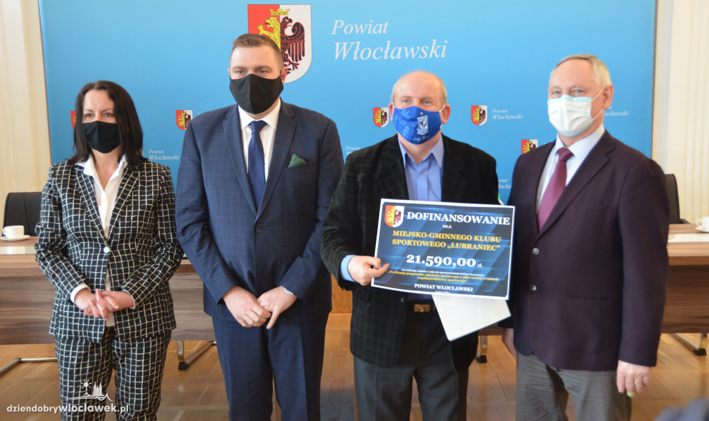 Starosta rozdał dofinansowania dla klubów