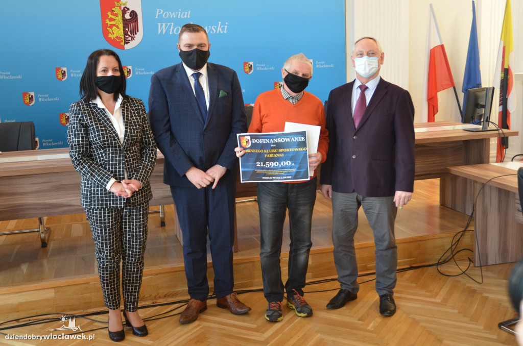 Starosta rozdał dofinansowania dla klubów