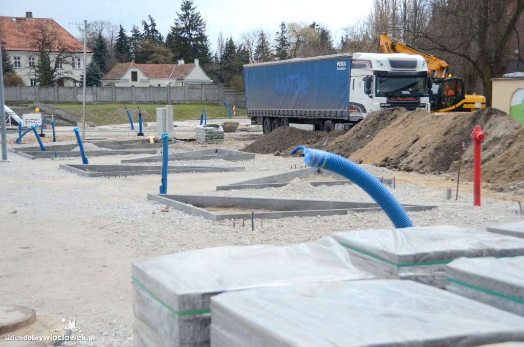 Woonerf na ul. Piwnej: tak postępują prace