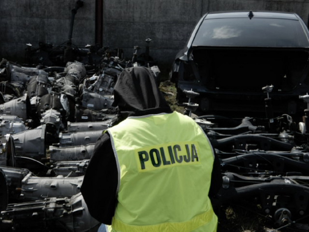 Wpadł handlarz kradzionych części