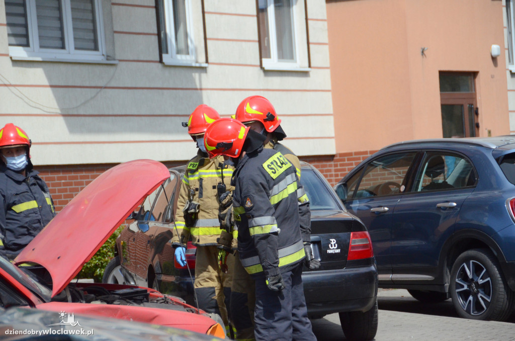 Zderzenie dwóch osobówek w Śródmieściu