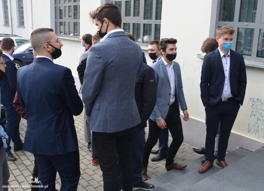 Matura w 