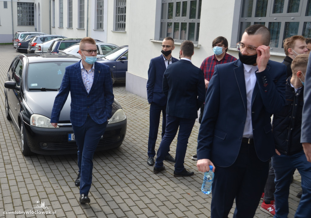 Matura w 