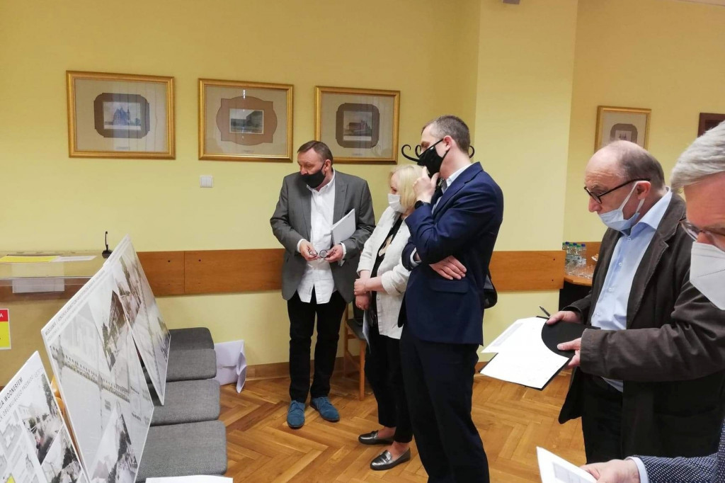 Sąd konkursowy wybiera projekt dla 3 Maja