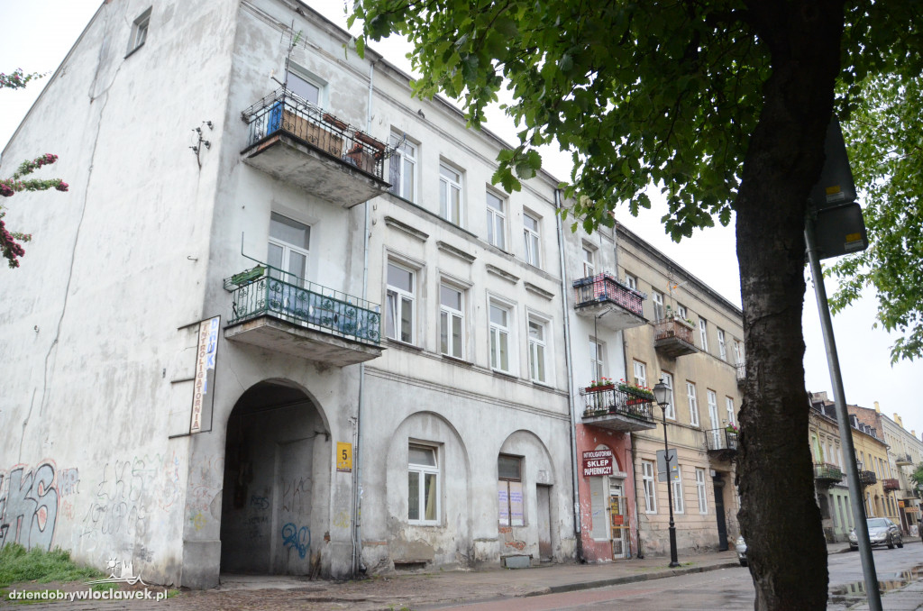 12 kamienic w Śródmieściu do remontu