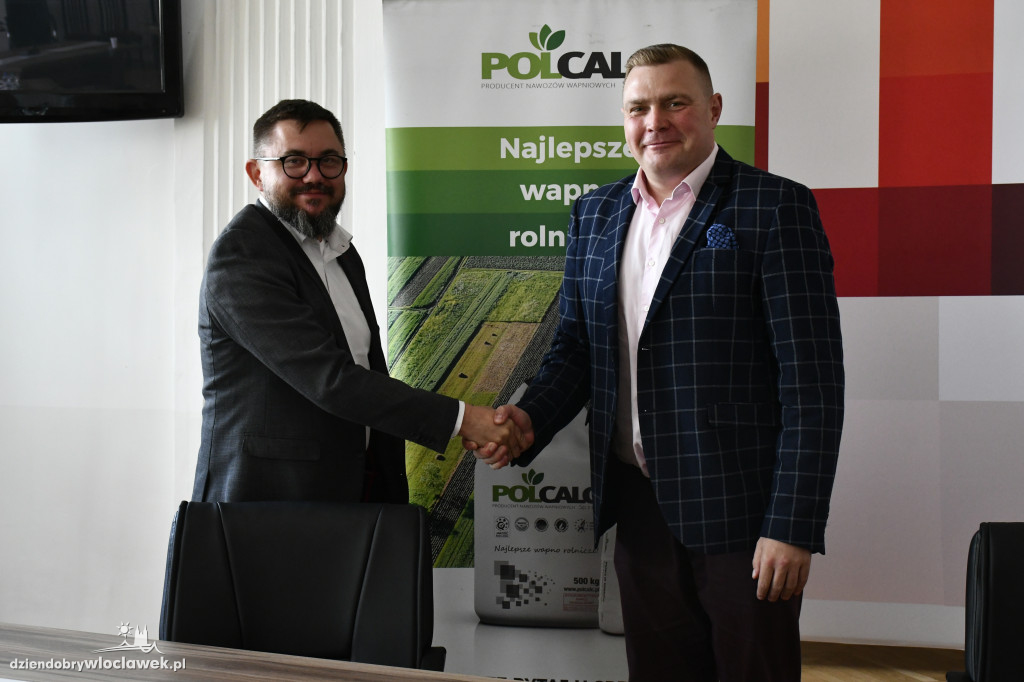 Podpisanie umów na realizację staży zawodowych
