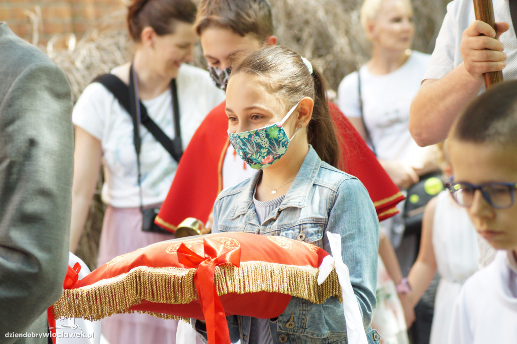 Boże Ciało 2021: Procesja w parafii Zbawiciela