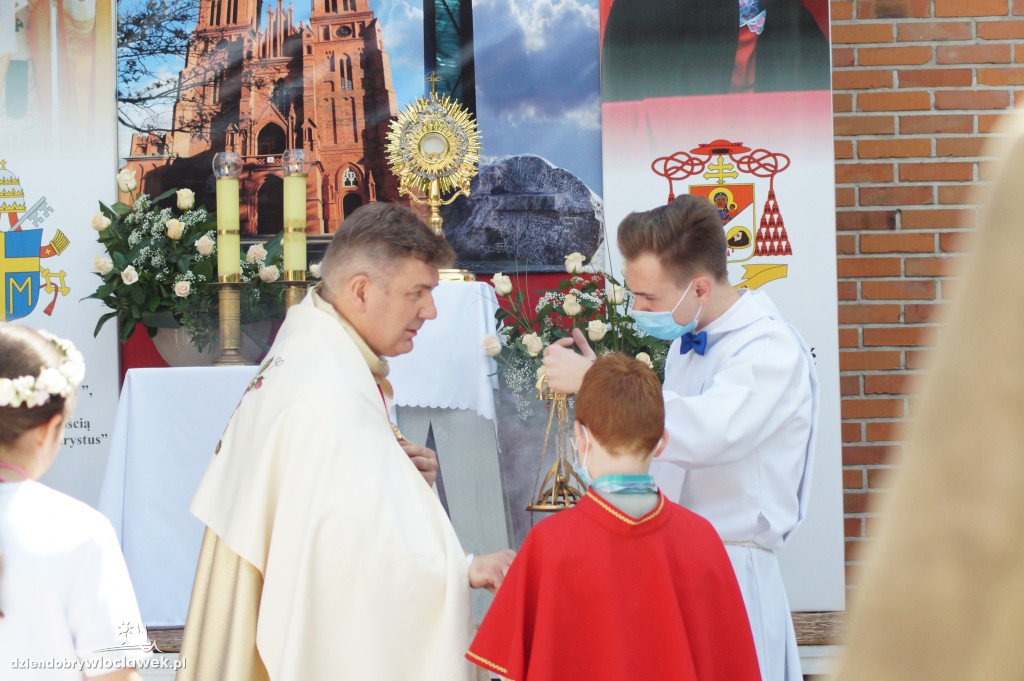 Boże Ciało 2021: Procesja w parafii Zbawiciela