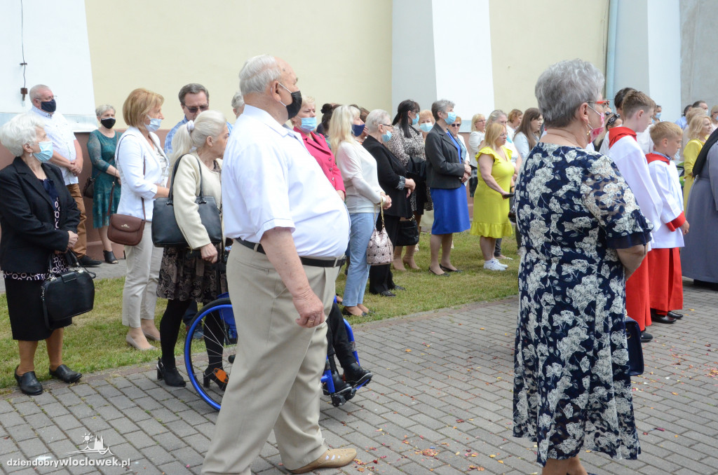 Boże Ciało 2021: Procesja w parafii Św. Stanisława