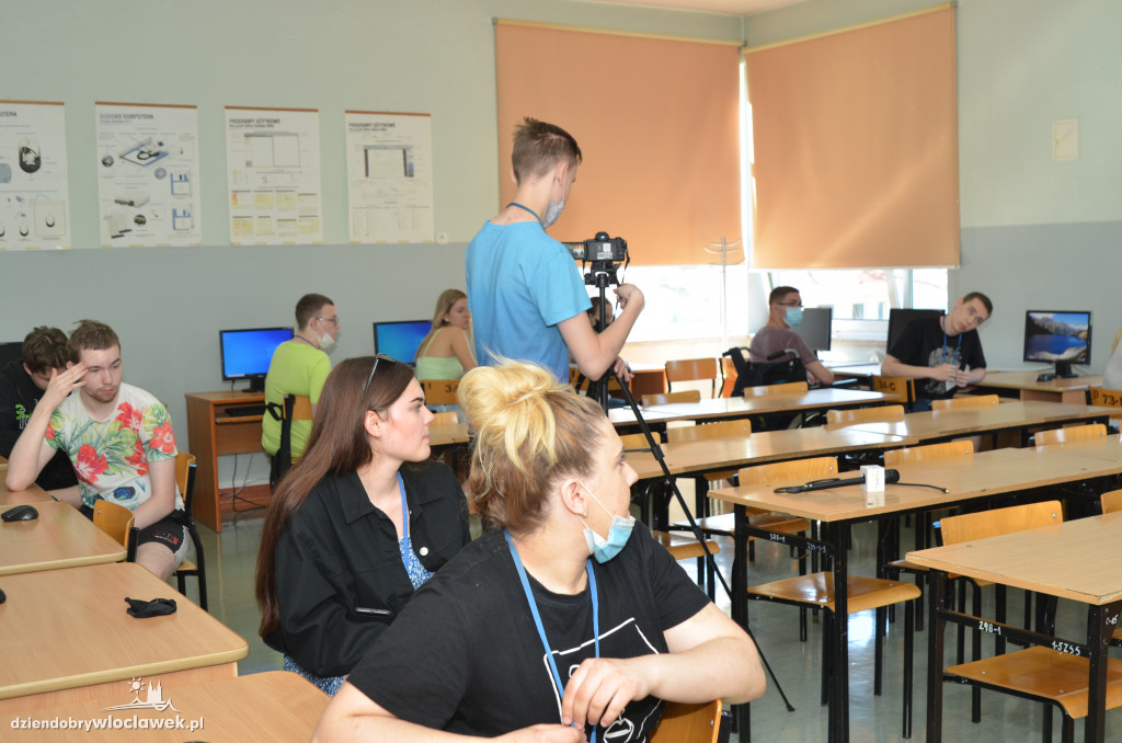 Sprzęt i środki dezynfekujące dla ZSS we Włocławku