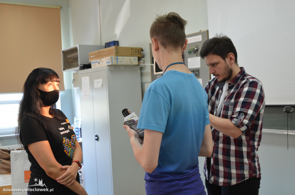Sprzęt i środki dezynfekujące dla ZSS we Włocławku