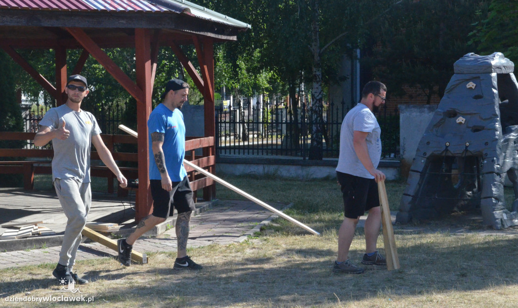 Włocławska Konfederacja remontuje plac zabaw