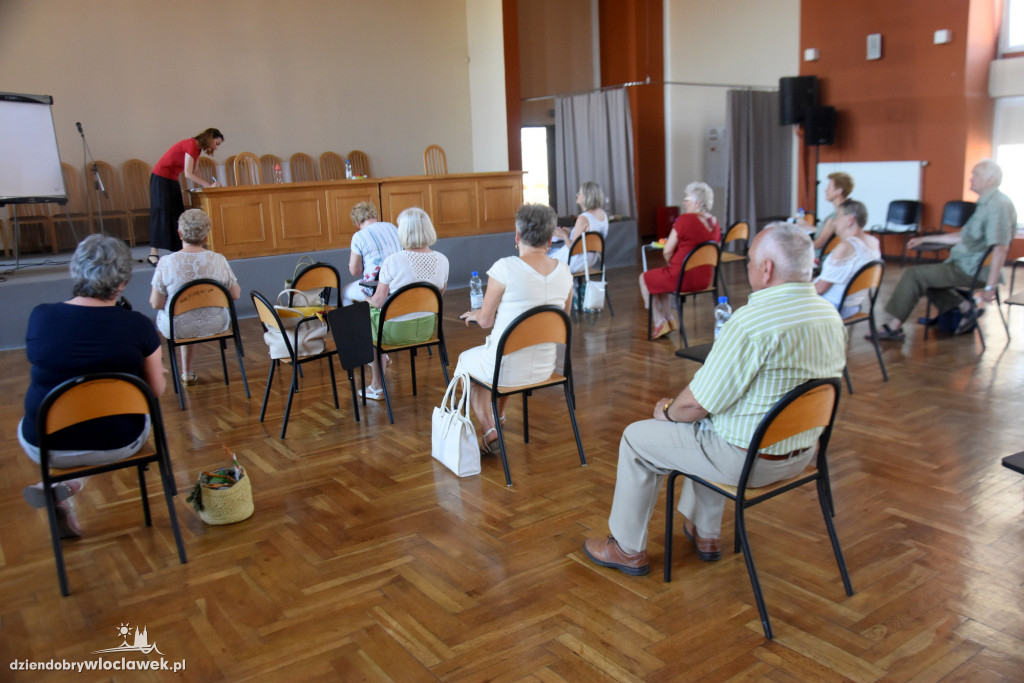 Seniorzy spotkali się z psychoonkologiem