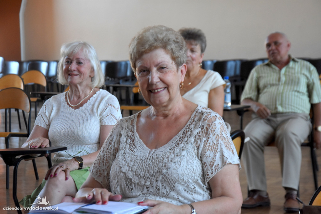 Seniorzy spotkali się z psychoonkologiem